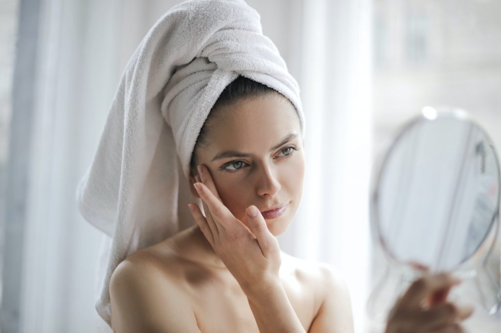 Jakie zastosowanie w kosmetologii ma kwas hialuronowy?